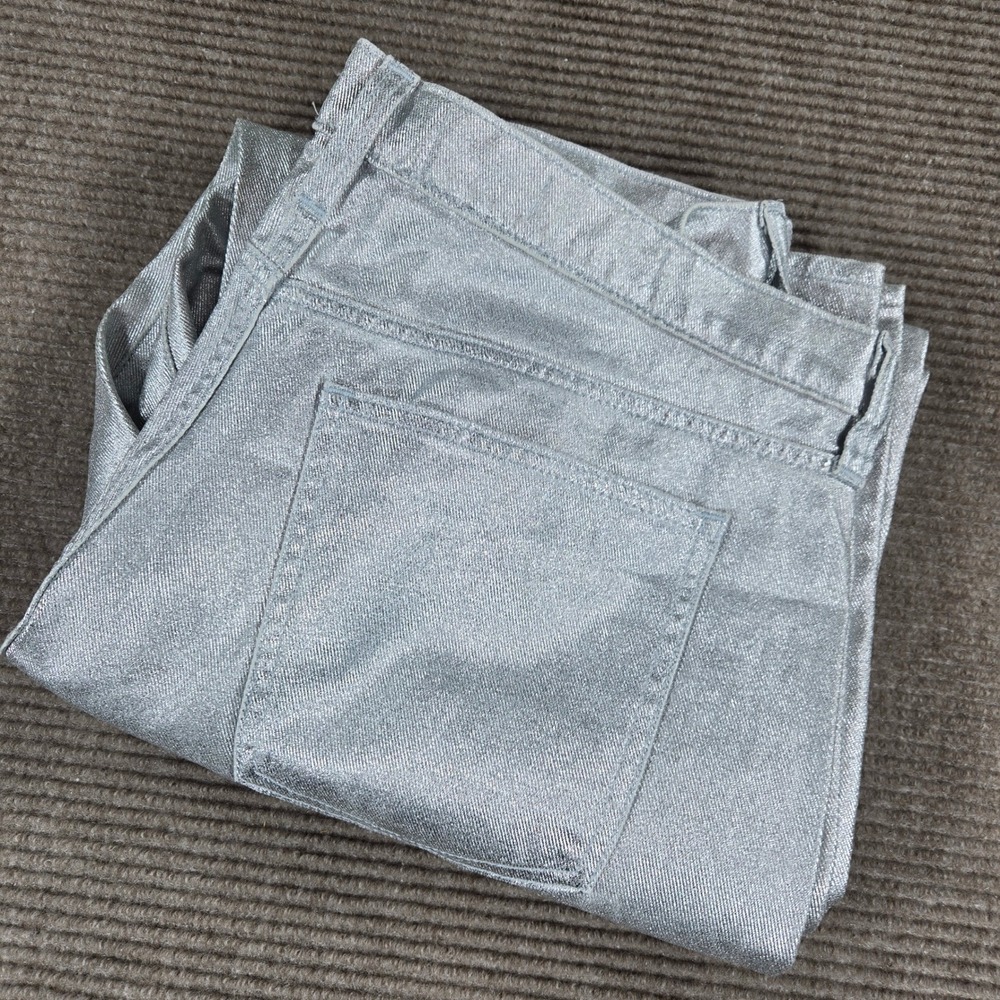 Universal Thread Women 12/R Silver Metallic 90s‎ Baggy High Rise Denim Jeans